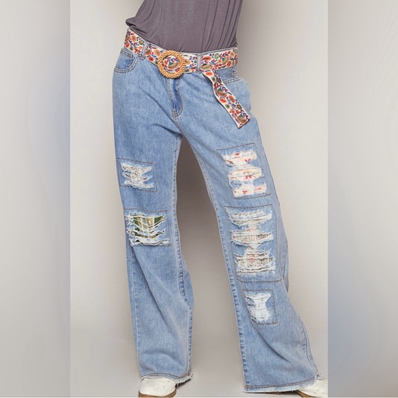 NEW POL Boho Belt Floral Embroidered Wooden Buckle Blue Green Orange Cream